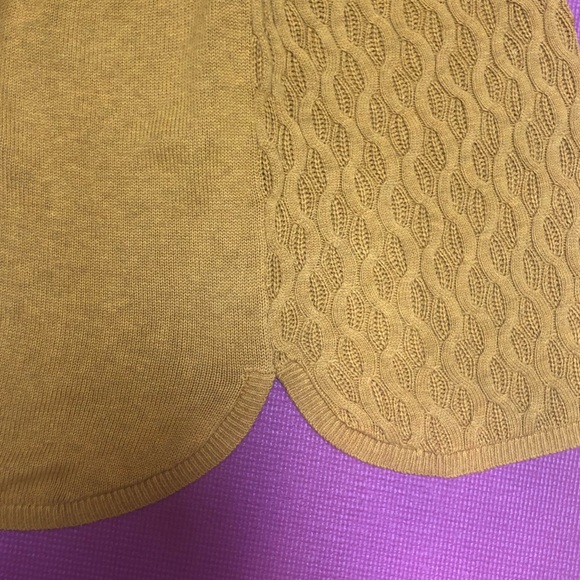 ๐ผ Butterscotch Cable Knit Sweater ๐ผ - Picture 8 of 13